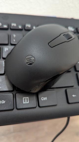 Teclado y ratón - HP