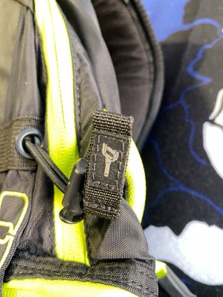 Mochila Oakley deportes de nieve.