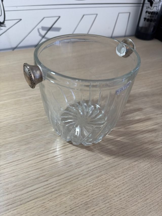 Cubitera de crital y plata