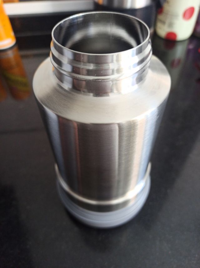 Termo Potito y bebida