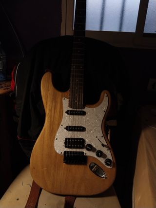 Guitarra customizada