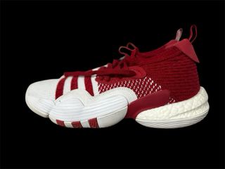 Adidas trae young 2