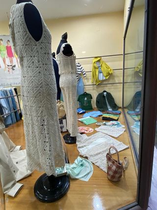 Local en venta en calle clavel 7