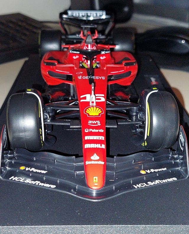 Modellino bburago sf-23 Leclerc