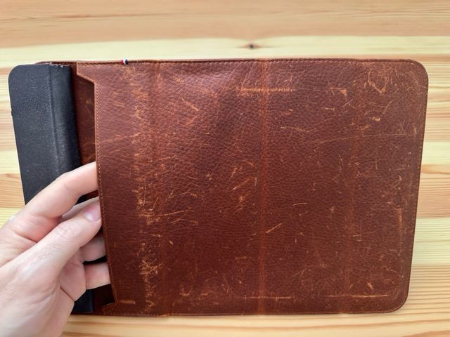 Funda de piel DECODED alta calidad para iPad