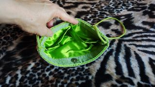 Bolso de fiesta de tela y abalorios 