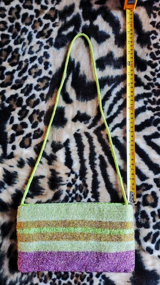 Bolso de fiesta de tela y abalorios 