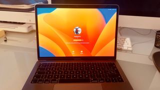Mac book pro 256