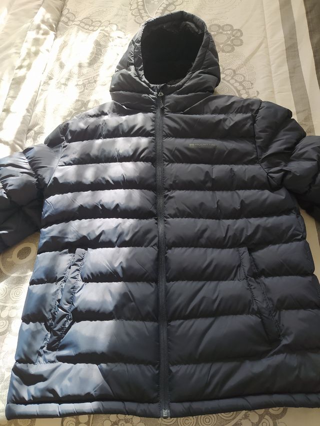 Chaqueta acolchada con capucha forrada