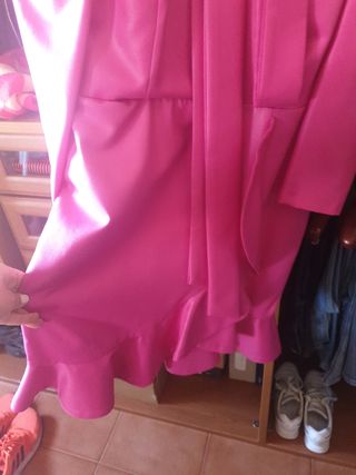 Vestido precioso fucsia para eventos