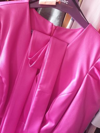 Vestido precioso fucsia para eventos