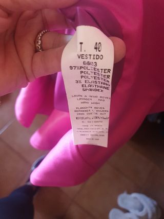 Vestido precioso fucsia para eventos