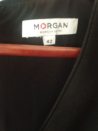 Vestido negro de Morgan