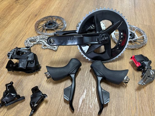 SRAM Grupo Rival eTap AXS HDR FM 2x12