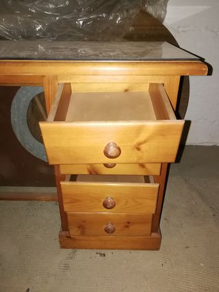 Mesa escritorio 4 cajones madera pino