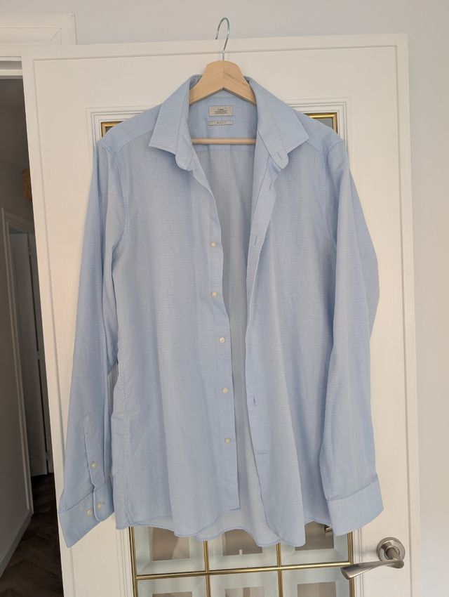 Camisa elegante hombre, en muy buenas condiciones