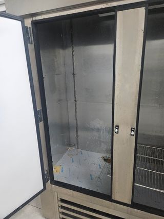 Conjunto de frigo y botelleros 