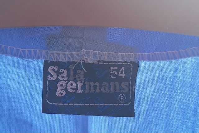 BATA PELUQUERÍA, etc.