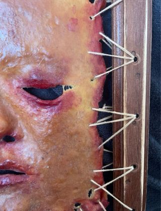 Quadro viso pelle horror