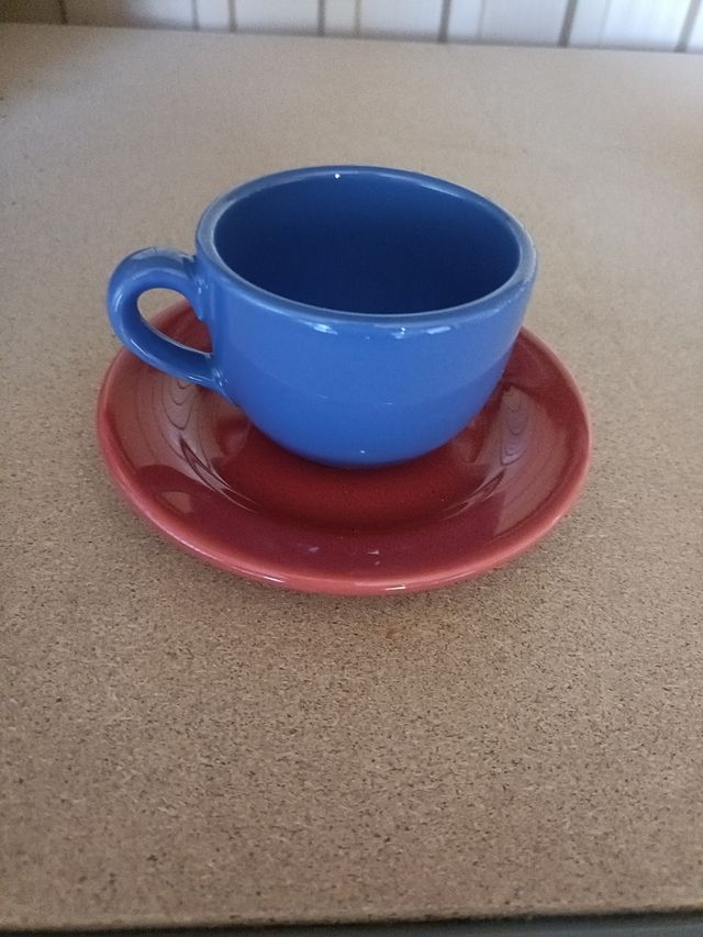 Conjunto de tacitas de porcelana