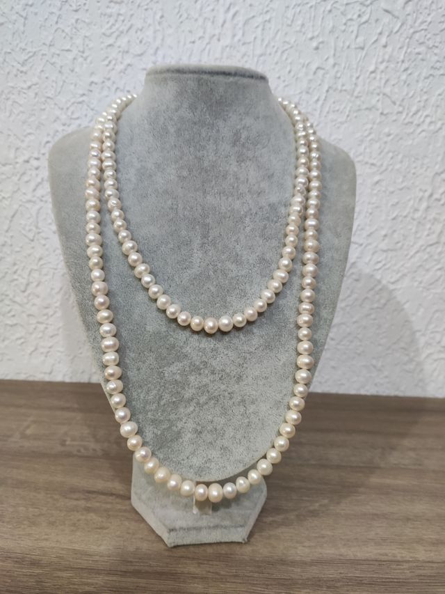 Collar largo de perlas cultivadas