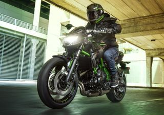 Kawasaki Z650 2025 nueva a estrenar
