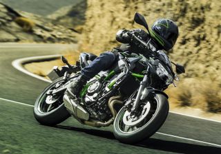 Kawasaki Z650 2025 nueva a estrenar
