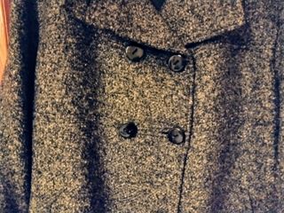 Chaquetón Dandara jaspeado. Talla 44.