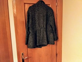 Chaquetón Dandara jaspeado. Talla 44.