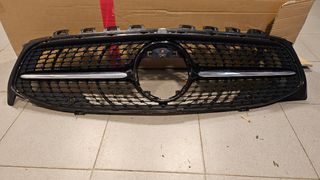 Parrilla delantera Mercedes CLA  W118 