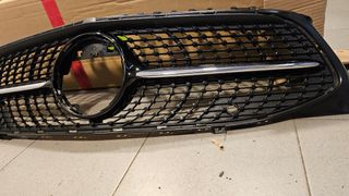 Parrilla delantera Mercedes CLA  W118 
