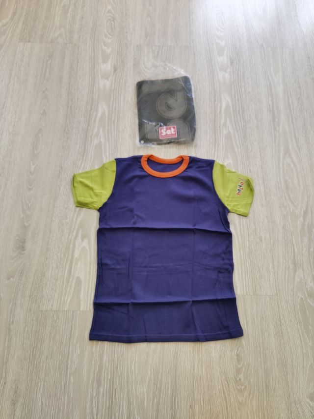 Camiseta de niño. Manga corta. Nueva.