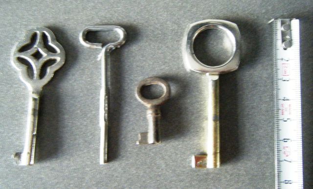 4 vecchie chiavi