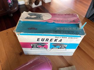 Maquina de coser de juguete