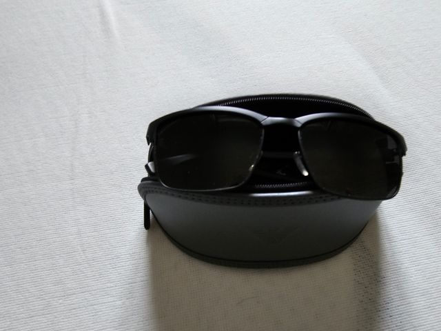 Occhiali da sole Armani