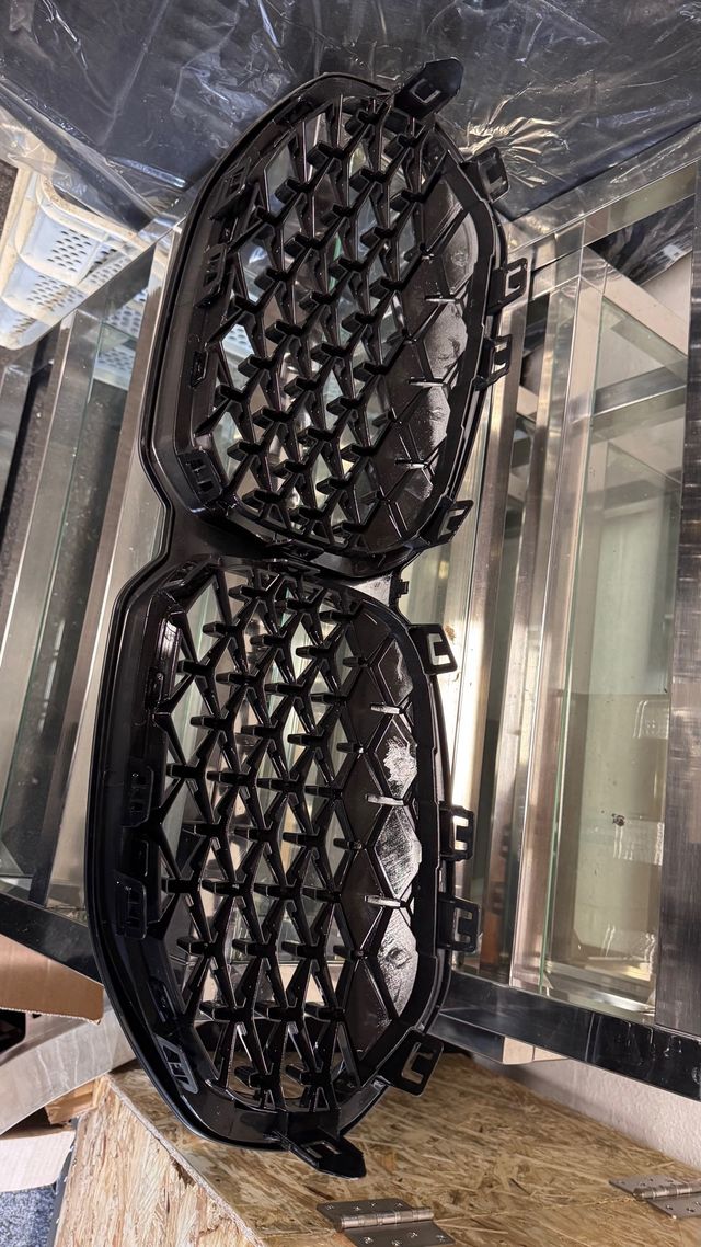 Parrilla bmw serie 1 f40