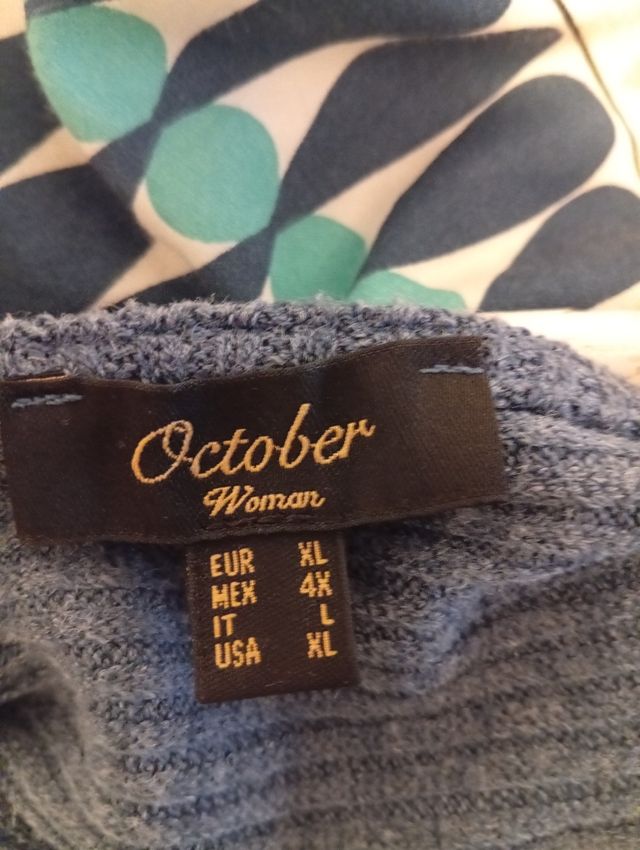 Camiseta october