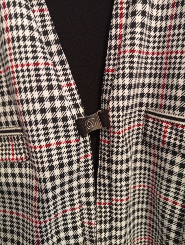 Chaqueta camiseta dos en uno