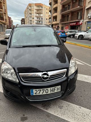 Opel Zafira-e Life 2012