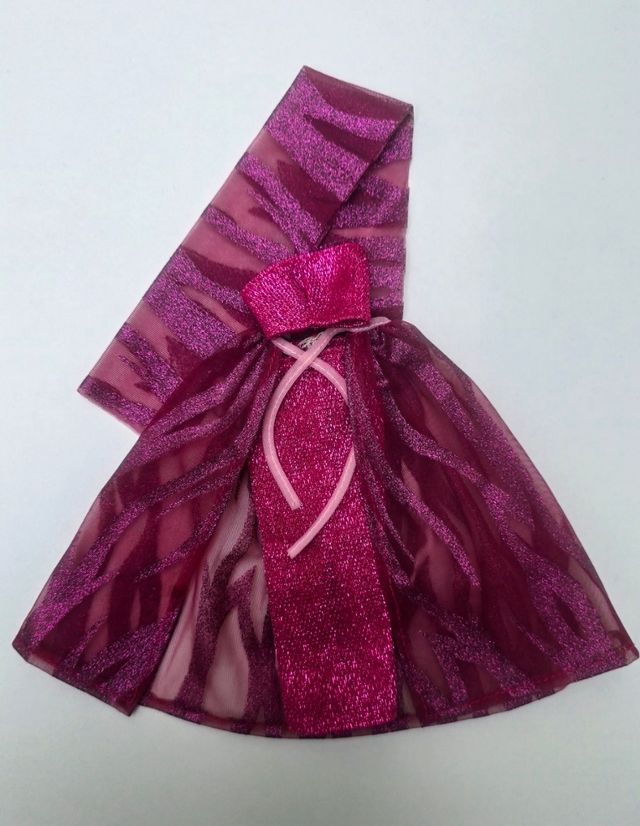 Barbie conjunto Rubí  alta costura
