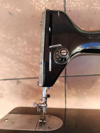 Màquina de coser sigma