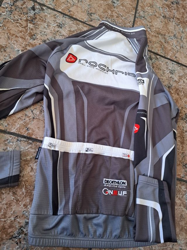 Maillot decathlon ciclista 
