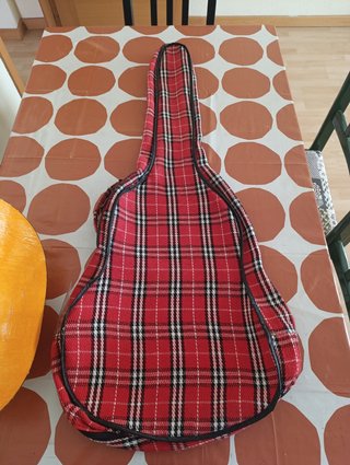 Guitarra clásica DIS-COM
