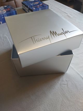 Caixas Thierry Mugler