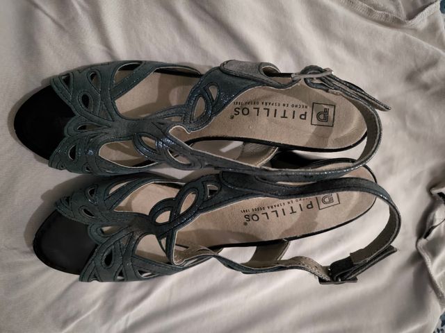 Nuevos tacón marca pitillo talla 39NUEVOS