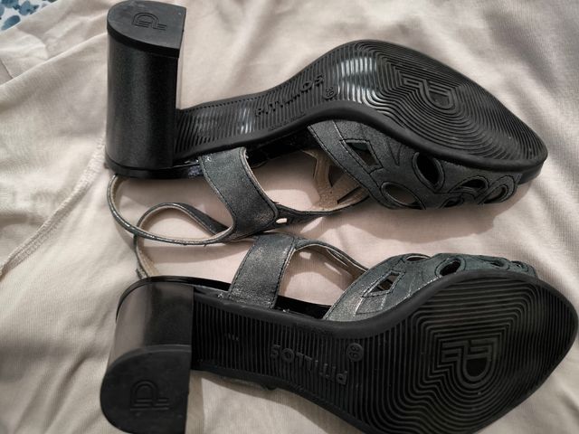 Nuevos tacón marca pitillo talla 39NUEVOS