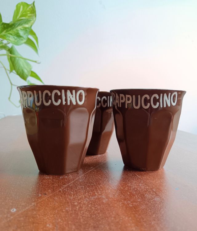 Servizio di ceramica tazze cappuccino