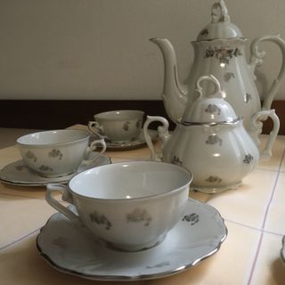Set caffé vintage porcellana bianca e argento