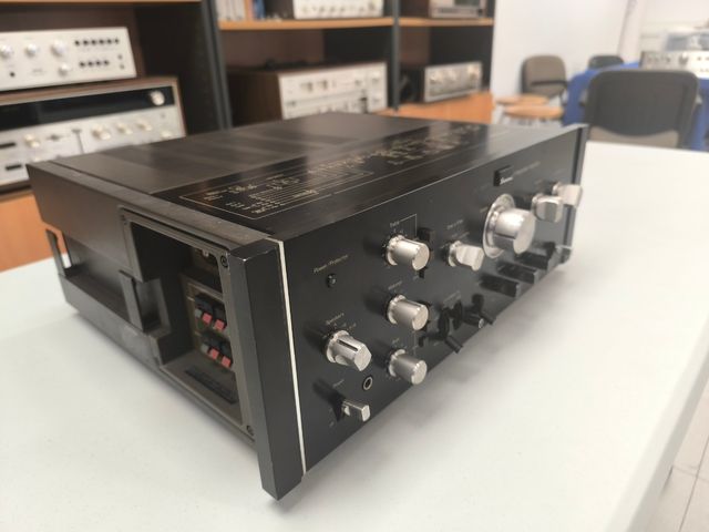 Sansui AU-9900a