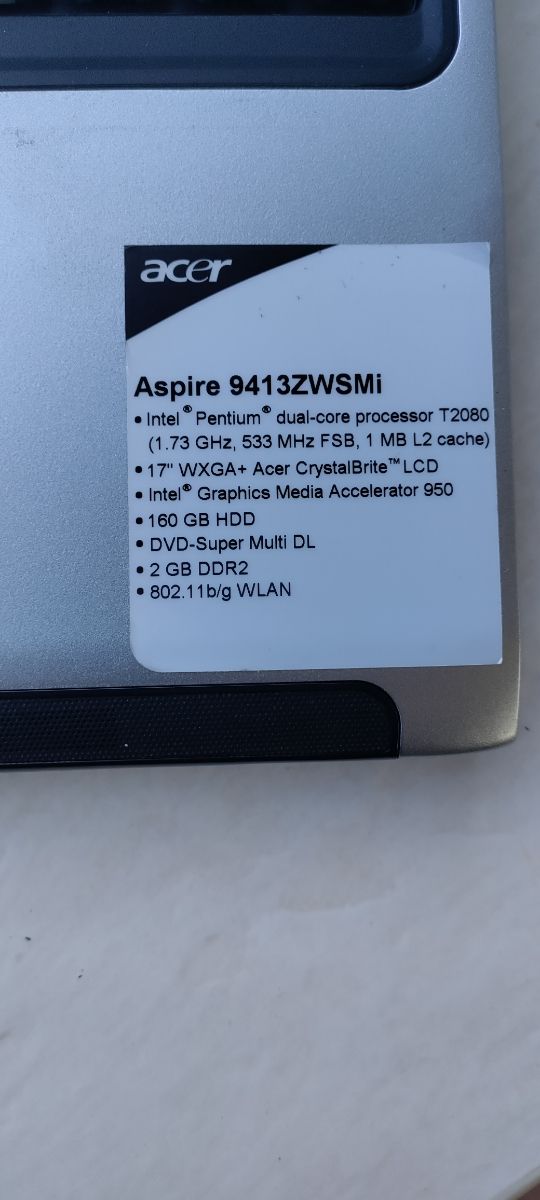 Computador portátil Acer 17"